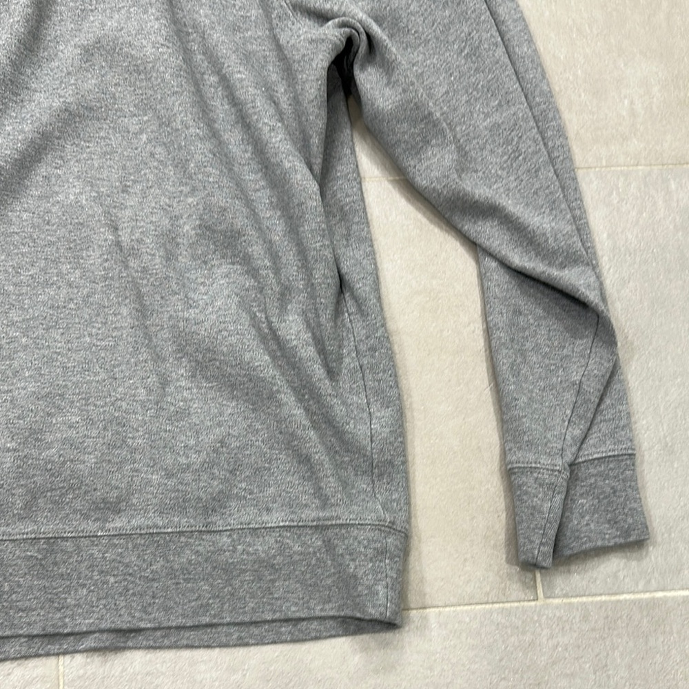 Vineyard Vines Gray Pullover - image 5